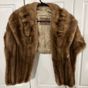 Vintage Elegant Hurtig Furriers Brown Mink Fur Wrap